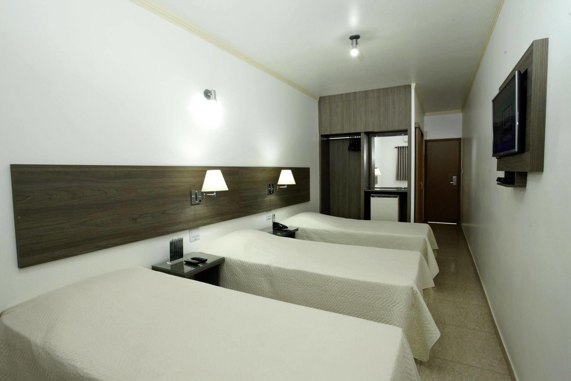 Indaia Hotel São Carlos Eksteriør billede