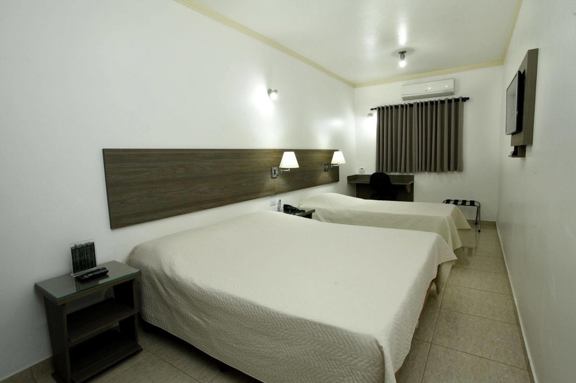 Indaia Hotel São Carlos Eksteriør billede